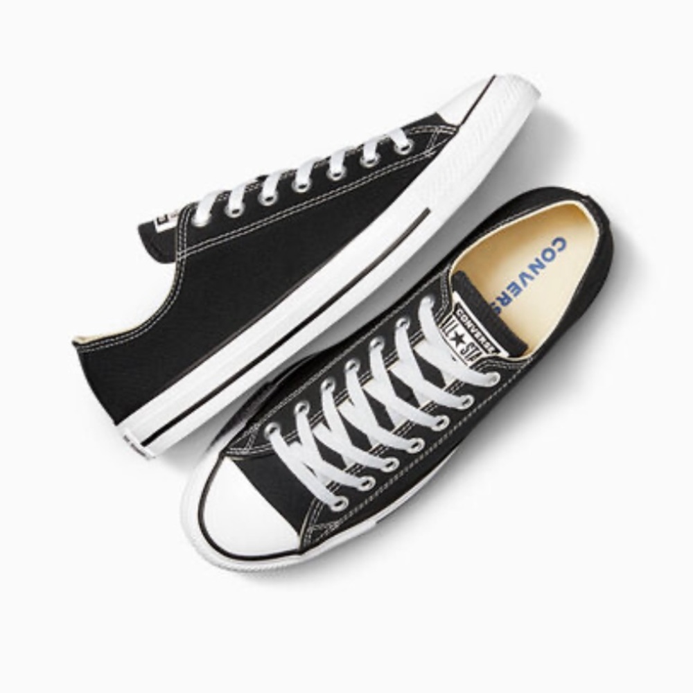 Chuck Taylor All Star Classic Low Top